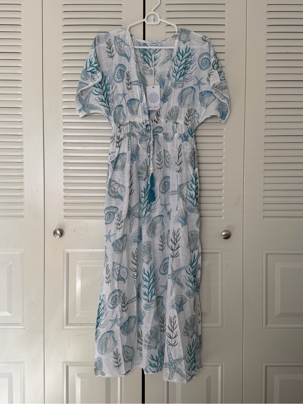 Blue Island Maxi Cover-up White Dress with Teal Seashell Print Size Small